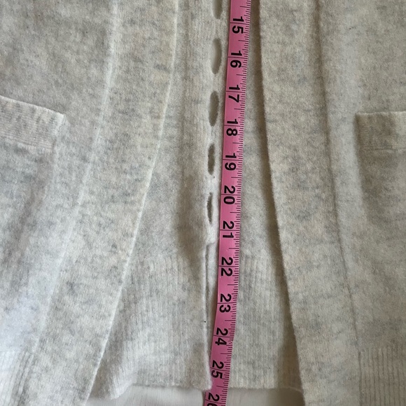 Banana Republic Aire Split Point Cardigan - Picture 8 of 9